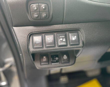 Серый Ниссан Лиф, объемом двигателя 24 л и пробегом 83 тыс. км за 9600 $, фото 12 на Automoto.ua