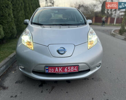 Серый Ниссан Лиф, объемом двигателя 0 л и пробегом 108 тыс. км за 7290 $, фото 1 на Automoto.ua