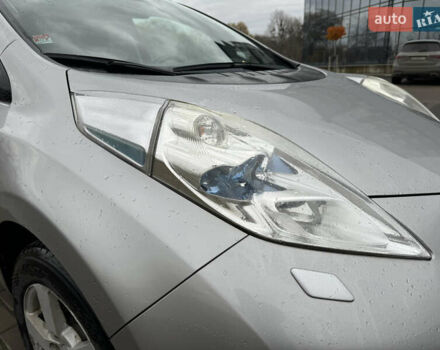 Сірий Ніссан Ліф, об'ємом двигуна 0 л та пробігом 75 тис. км за 7500 $, фото 5 на Automoto.ua