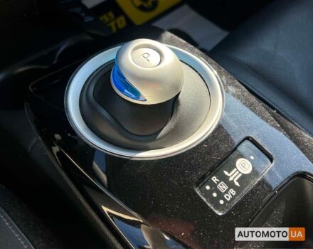 Серый Ниссан Лиф, объемом двигателя 24 л и пробегом 60 тыс. км за 9000 $, фото 14 на Automoto.ua