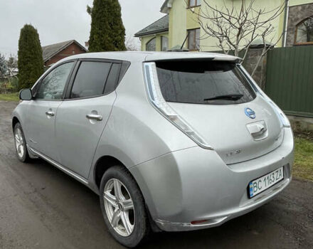 Серый Ниссан Лиф, объемом двигателя 0 л и пробегом 106 тыс. км за 5700 $, фото 3 на Automoto.ua