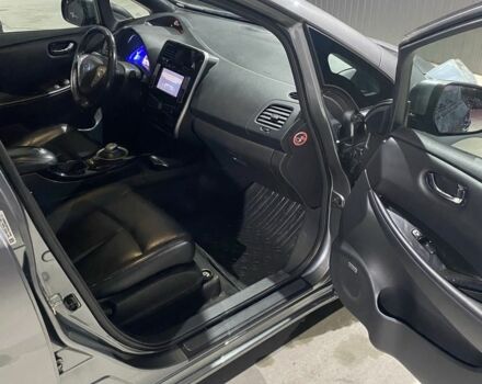 Сірий Ніссан Ліф, об'ємом двигуна 0 л та пробігом 131 тис. км за 6550 $, фото 11 на Automoto.ua