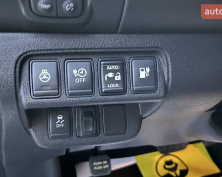 Серый Ниссан Лиф, объемом двигателя 0 л и пробегом 122 тыс. км за 7500 $, фото 13 на Automoto.ua