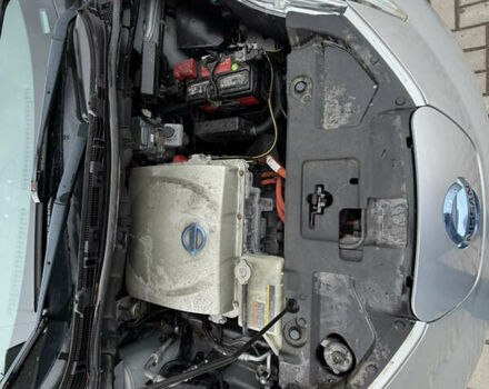 Серый Ниссан Лиф, объемом двигателя 0 л и пробегом 134 тыс. км за 6499 $, фото 13 на Automoto.ua