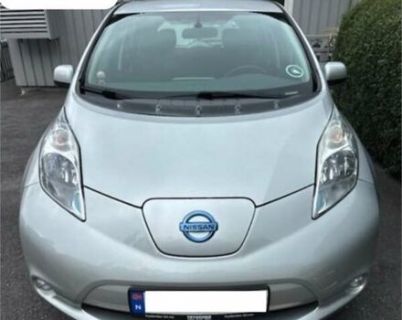 Сірий Ніссан Ліф, об'ємом двигуна 0 л та пробігом 88 тис. км за 7800 $, фото 4 на Automoto.ua