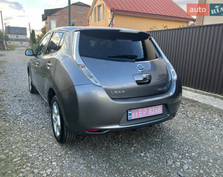 Ниссан Лиф 2014 в Черновцах на Automoto.ua Серый Ниссан Лиф, объемом двигателя 0 л и пробегом 83 тыс. км за 5900 $, фото 6 на Automoto.ua