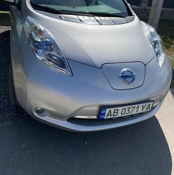 Сірий Ніссан Ліф, об'ємом двигуна 0 л та пробігом 148 тис. км за 6400 $, фото 11 на Automoto.ua