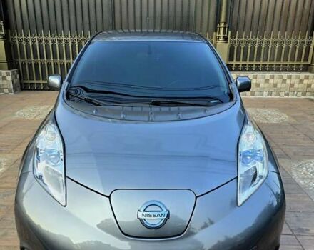 Сірий Ніссан Ліф, об'ємом двигуна 0 л та пробігом 86 тис. км за 7800 $, фото 5 на Automoto.ua