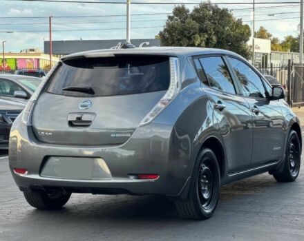 Серый Ниссан Лиф, объемом двигателя 0 л и пробегом 81 тыс. км за 4700 $, фото 5 на Automoto.ua