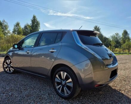 Серый Ниссан Лиф, объемом двигателя 0 л и пробегом 150 тыс. км за 2015 $, фото 2 на Automoto.ua