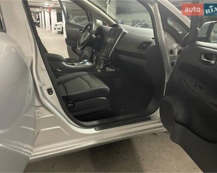 Сірий Ніссан Ліф, об'ємом двигуна 0 л та пробігом 88 тис. км за 7800 $, фото 10 на Automoto.ua