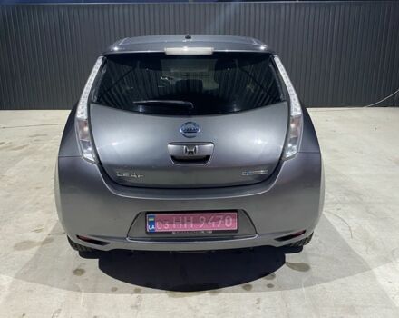 Сірий Ніссан Ліф, об'ємом двигуна 0 л та пробігом 131 тис. км за 6550 $, фото 5 на Automoto.ua