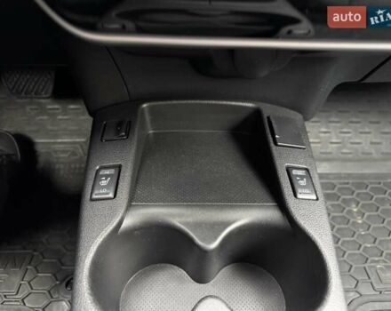 Серый Ниссан Лиф, объемом двигателя 0 л и пробегом 159 тыс. км за 6700 $, фото 35 на Automoto.ua