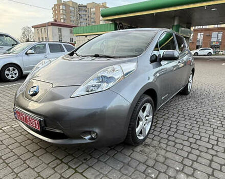 Серый Ниссан Лиф, объемом двигателя 0 л и пробегом 156 тыс. км за 5550 $, фото 1 на Automoto.ua