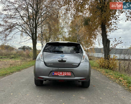 Сірий Ніссан Ліф, об'ємом двигуна 0 л та пробігом 138 тис. км за 5950 $, фото 3 на Automoto.ua