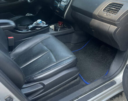 Сірий Ніссан Ліф, об'ємом двигуна 0 л та пробігом 61 тис. км за 7500 $, фото 7 на Automoto.ua