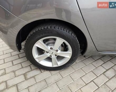 Серый Ниссан Лиф, объемом двигателя 0 л и пробегом 100 тыс. км за 5999 $, фото 17 на Automoto.ua