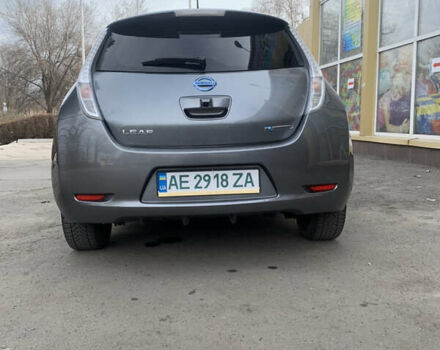 Серый Ниссан Лиф, объемом двигателя 0 л и пробегом 121 тыс. км за 7000 $, фото 37 на Automoto.ua