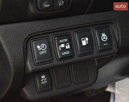 Серый Ниссан Лиф, объемом двигателя 0 л и пробегом 139 тыс. км за 5400 $, фото 31 на Automoto.ua