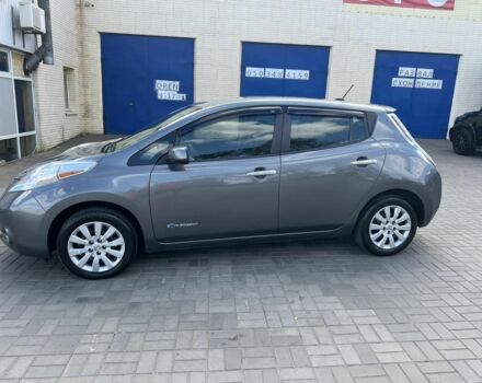 Сірий Ніссан Ліф, об'ємом двигуна 0 л та пробігом 140 тис. км за 7000 $, фото 1 на Automoto.ua