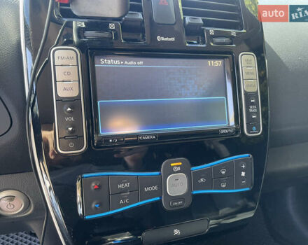 Серый Ниссан Лиф, объемом двигателя 0 л и пробегом 127 тыс. км за 7799 $, фото 10 на Automoto.ua