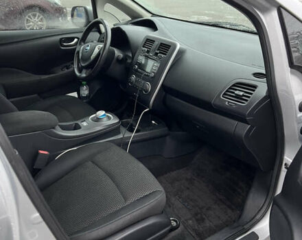 Сірий Ніссан Ліф, об'ємом двигуна 0 л та пробігом 135 тис. км за 6200 $, фото 13 на Automoto.ua