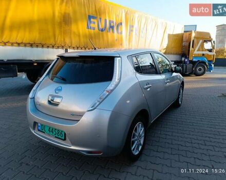 Серый Ниссан Лиф, объемом двигателя 0 л и пробегом 70 тыс. км за 6999 $, фото 26 на Automoto.ua