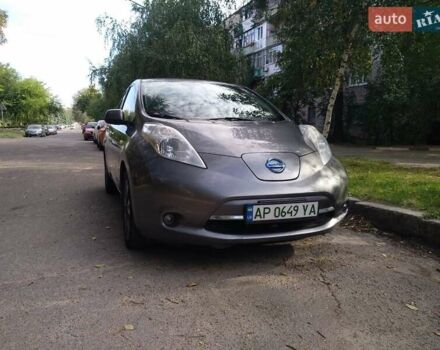 Серый Ниссан Лиф, объемом двигателя 0 л и пробегом 160 тыс. км за 6000 $, фото 9 на Automoto.ua