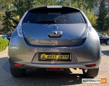 Серый Ниссан Лиф, объемом двигателя 24 л и пробегом 60 тыс. км за 9000 $, фото 5 на Automoto.ua