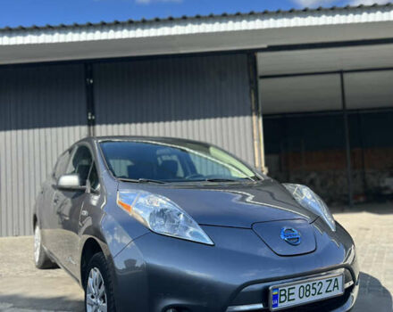 Серый Ниссан Лиф, объемом двигателя 0 л и пробегом 155 тыс. км за 6200 $, фото 1 на Automoto.ua