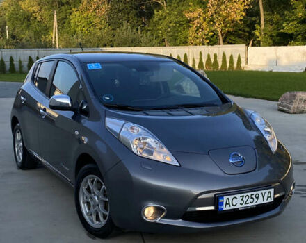 Серый Ниссан Лиф, объемом двигателя 0 л и пробегом 135 тыс. км за 6800 $, фото 1 на Automoto.ua