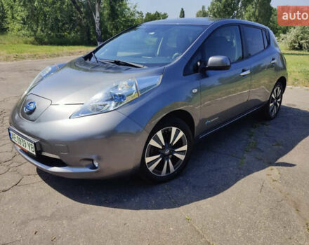 Сірий Ніссан Ліф, об'ємом двигуна 0 л та пробігом 155 тис. км за 7199 $, фото 1 на Automoto.ua