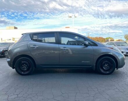 Серый Ниссан Лиф, объемом двигателя 0 л и пробегом 81 тыс. км за 4700 $, фото 4 на Automoto.ua