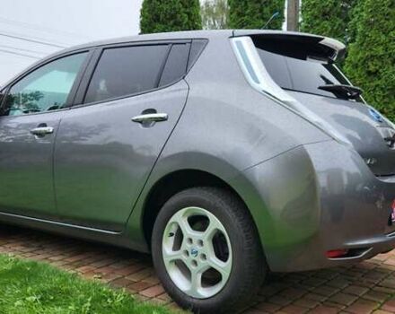 Серый Ниссан Лиф, объемом двигателя 0 л и пробегом 120 тыс. км за 6550 $, фото 11 на Automoto.ua