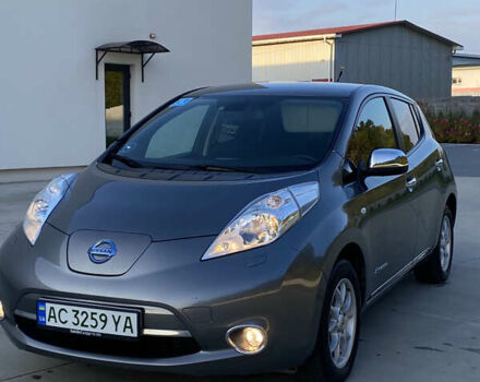 Серый Ниссан Лиф, объемом двигателя 0 л и пробегом 135 тыс. км за 6800 $, фото 7 на Automoto.ua