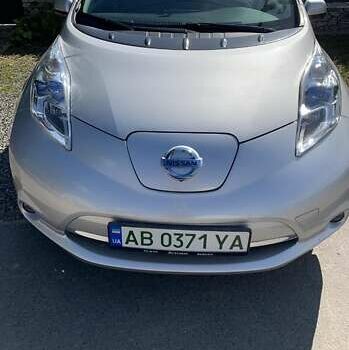 Сірий Ніссан Ліф, об'ємом двигуна 0 л та пробігом 148 тис. км за 6400 $, фото 13 на Automoto.ua