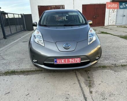 Сірий Ніссан Ліф, об'ємом двигуна 0 л та пробігом 154 тис. км за 8200 $, фото 1 на Automoto.ua