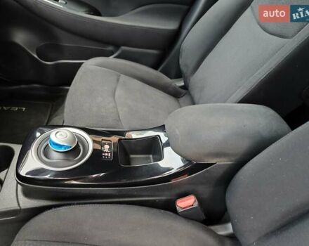 Серый Ниссан Лиф, объемом двигателя 0 л и пробегом 100 тыс. км за 5999 $, фото 36 на Automoto.ua