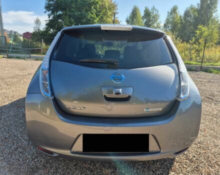 Серый Ниссан Лиф, объемом двигателя 0 л и пробегом 150 тыс. км за 2015 $, фото 3 на Automoto.ua