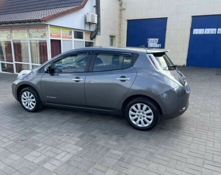 Сірий Ніссан Ліф, об'ємом двигуна 0 л та пробігом 140 тис. км за 7000 $, фото 2 на Automoto.ua