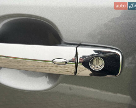 Серый Ниссан Лиф, объемом двигателя 0 л и пробегом 130 тыс. км за 5900 $, фото 17 на Automoto.ua