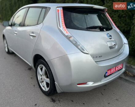 Серый Ниссан Лиф, объемом двигателя 0 л и пробегом 108 тыс. км за 7290 $, фото 7 на Automoto.ua