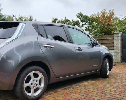 Серый Ниссан Лиф, объемом двигателя 0 л и пробегом 120 тыс. км за 6550 $, фото 14 на Automoto.ua