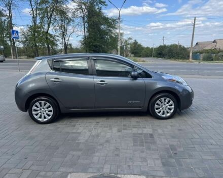 Сірий Ніссан Ліф, об'ємом двигуна 0 л та пробігом 140 тис. км за 7000 $, фото 3 на Automoto.ua