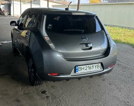 Сірий Ніссан Ліф, об'ємом двигуна 0 л та пробігом 103 тис. км за 7200 $, фото 4 на Automoto.ua
