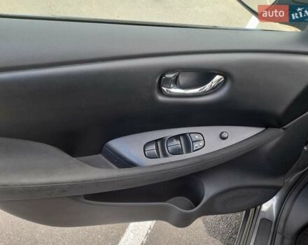 Серый Ниссан Лиф, объемом двигателя 0 л и пробегом 134 тыс. км за 8499 $, фото 14 на Automoto.ua