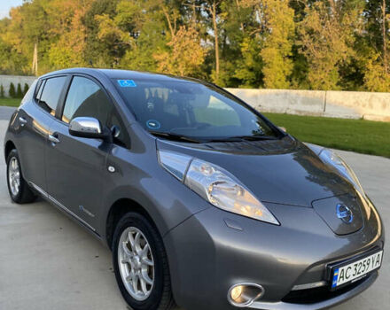 Серый Ниссан Лиф, объемом двигателя 0 л и пробегом 135 тыс. км за 6800 $, фото 11 на Automoto.ua