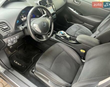 Серый Ниссан Лиф, объемом двигателя 0 л и пробегом 130 тыс. км за 9000 $, фото 14 на Automoto.ua