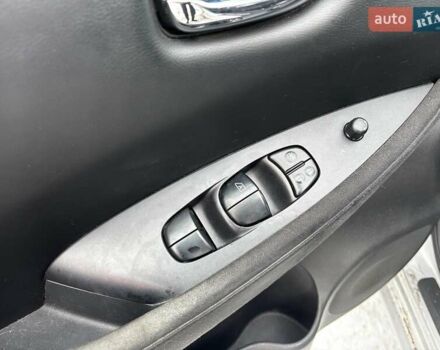 Сірий Ніссан Ліф, об'ємом двигуна 0 л та пробігом 72 тис. км за 6990 $, фото 17 на Automoto.ua