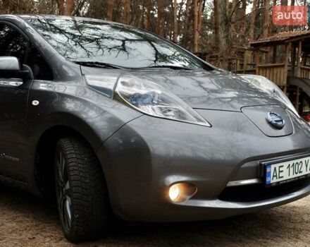 Серый Ниссан Лиф, объемом двигателя 0 л и пробегом 151 тыс. км за 7300 $, фото 14 на Automoto.ua